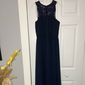 Elegant Navy Blue Evening Gown